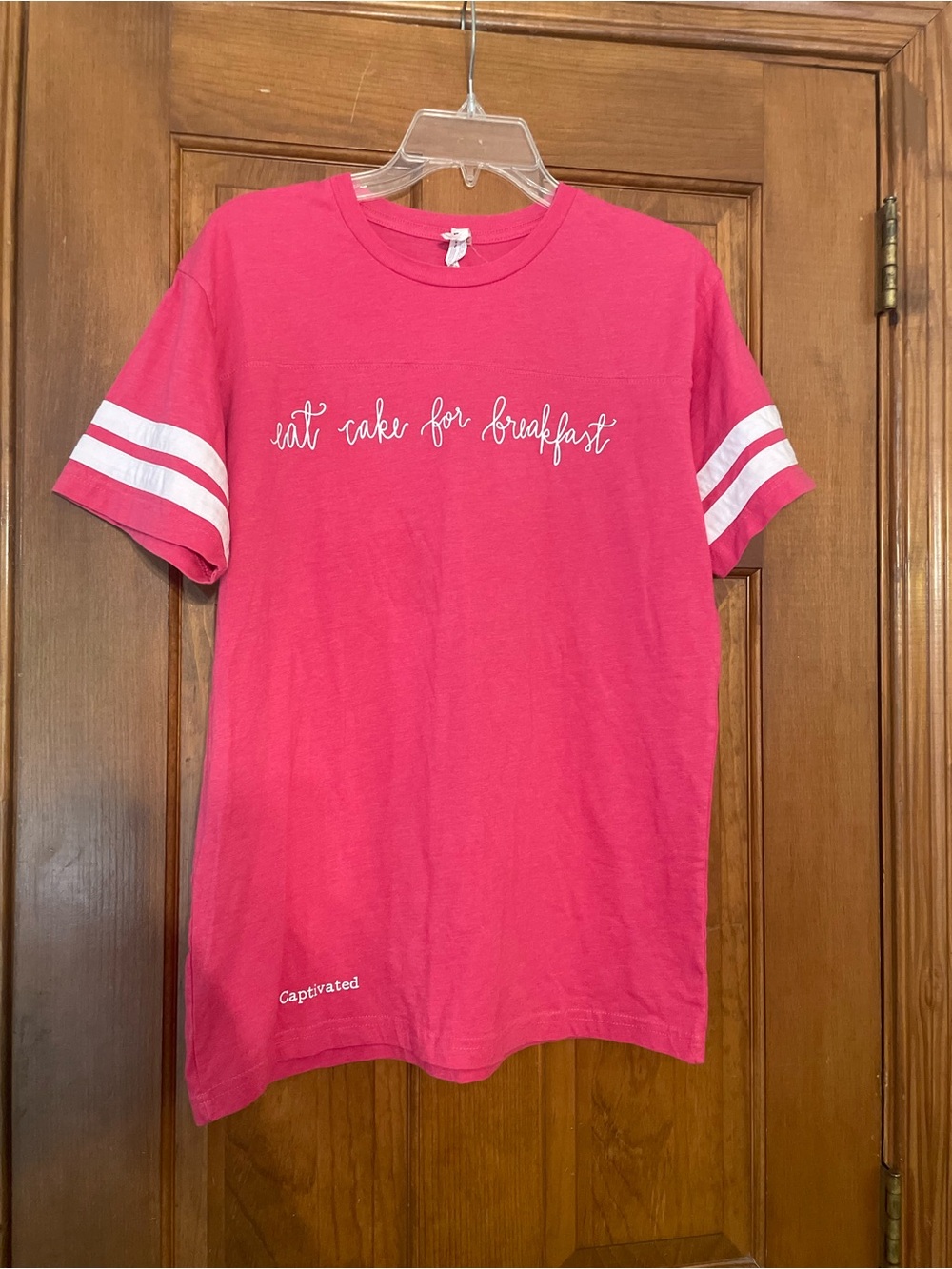 Live and Tell Women’s Hot Pink Graphic‎ Tee w/White Sleeve Stripes, Size Medium